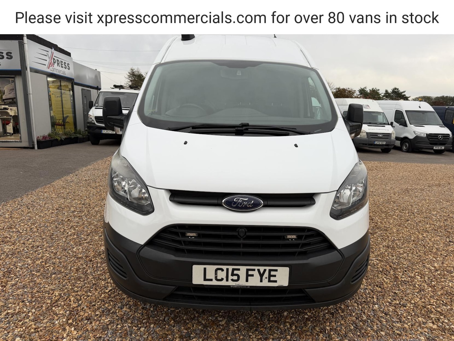 Used Ford Transit Custom 2015 for sale - 76336025: Photo 2