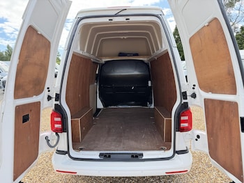 Used Volkswagen Transporter 2020 for sale - 78782859: Photo