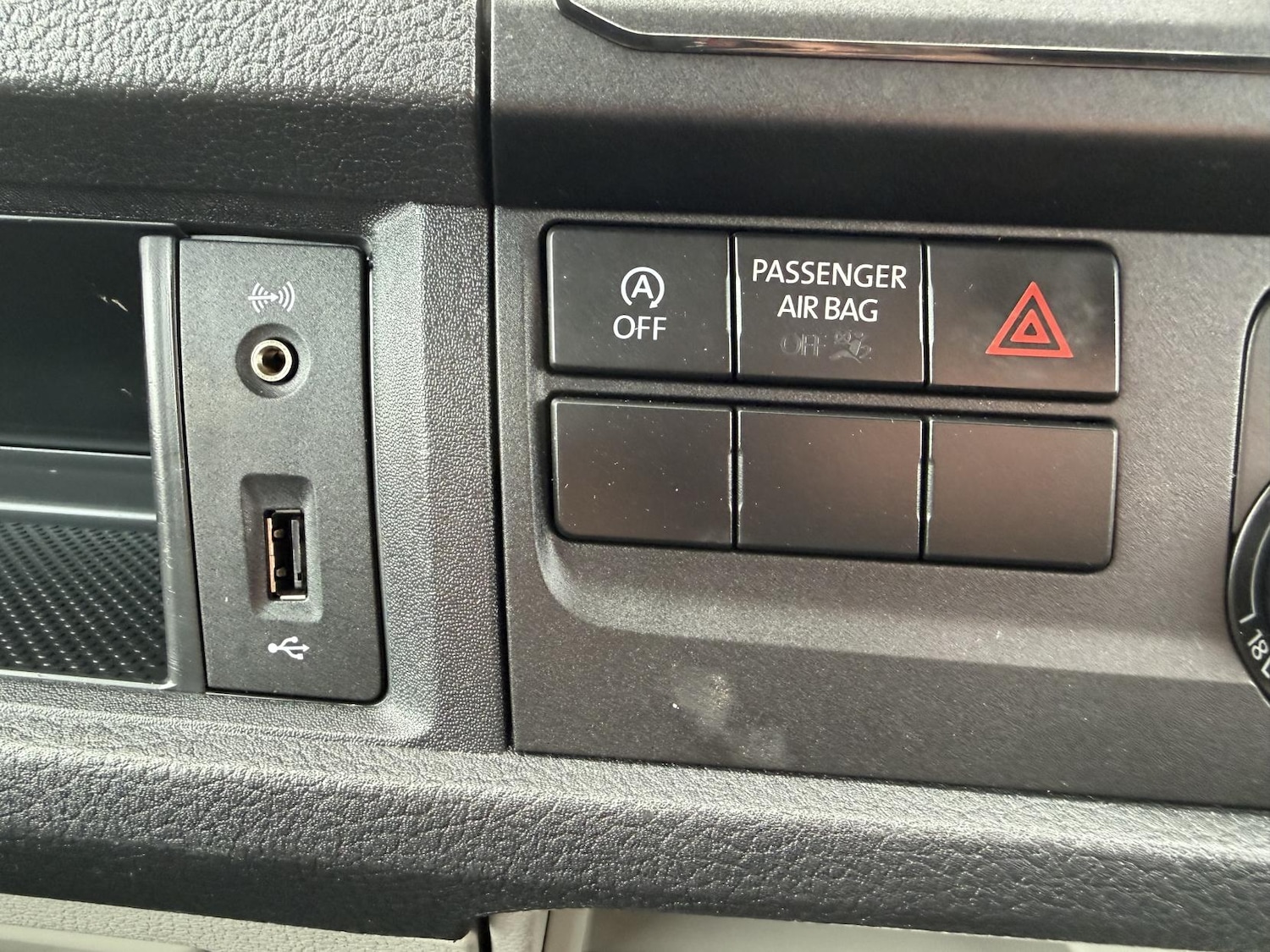 Used Volkswagen Transporter 2020 for sale - 77495167: Photo 27