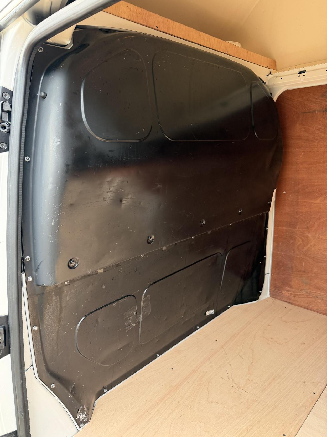 Used Volkswagen Transporter 2020 for sale - 77495167: Photo 30