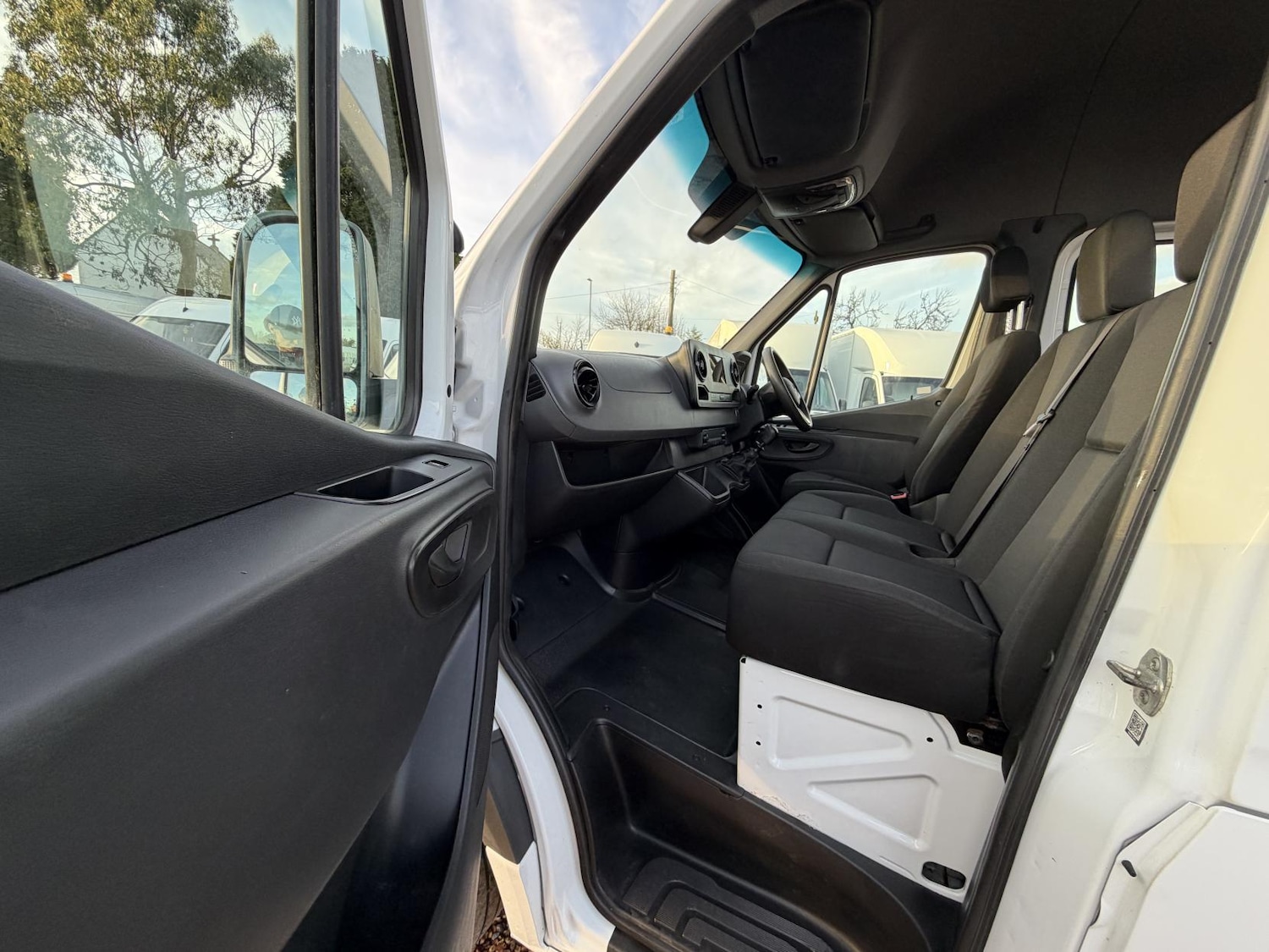 Used Mercedes-Benz Sprinter 2020 for sale - 76933408: Photo 29