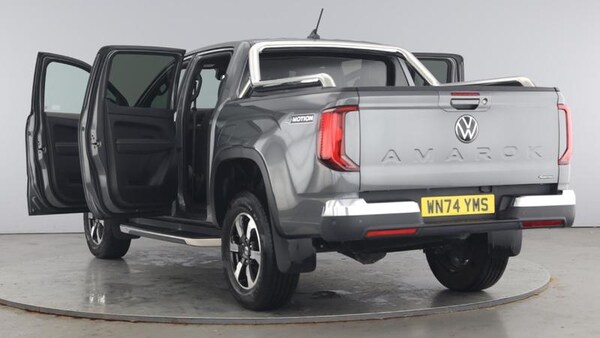 Used Volkswagen Amarok 2024 for sale - 74864865: Photo 11