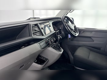 Used Volkswagen Transporter 2021 for sale - 77702841: Photo