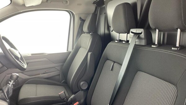 Used Volkswagen Transporter 2025 for sale - 76172674: Photo 31
