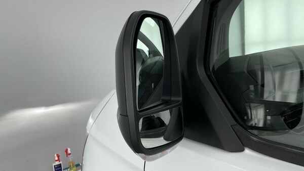 Used Volkswagen Transporter 2025 for sale - 76172674: Photo 32