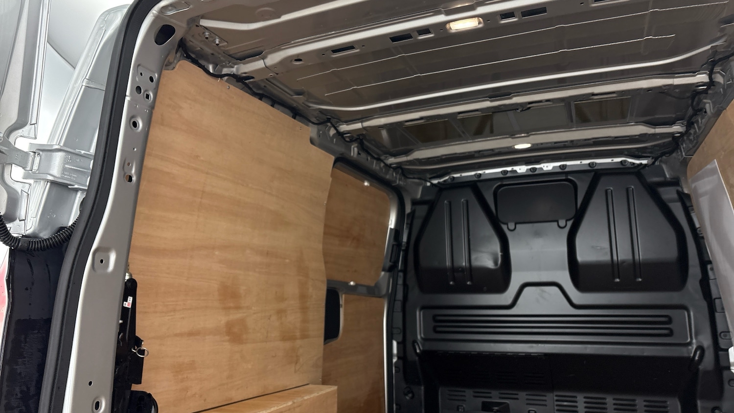 Used Volkswagen Transporter 2025 for sale - 77701451: Photo 17