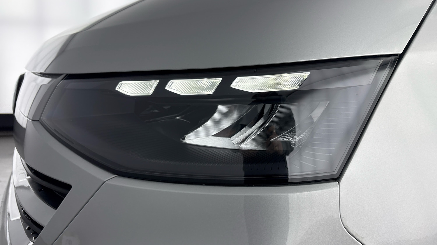 Used Volkswagen Transporter 2025 for sale - 77701451: Photo 31