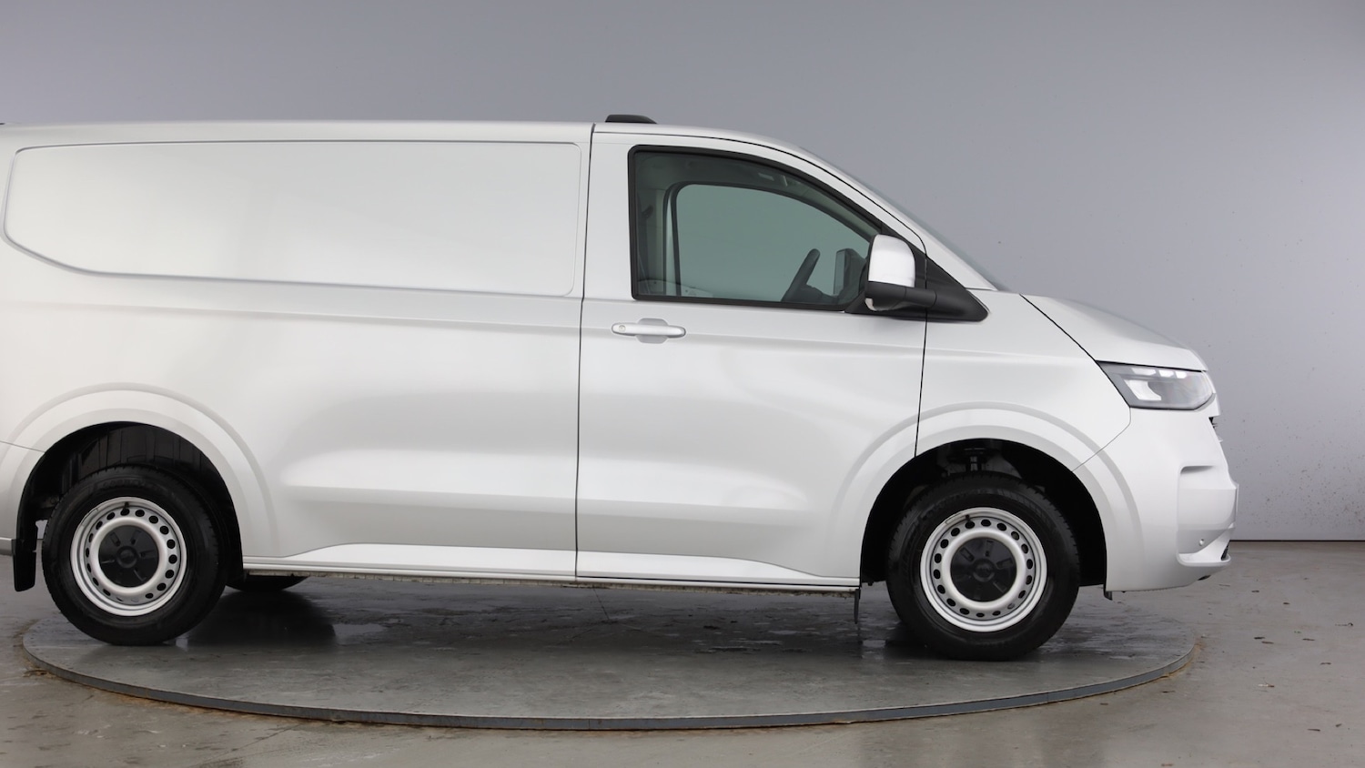 Used Volkswagen Transporter 2025 for sale - 77701451: Photo 4