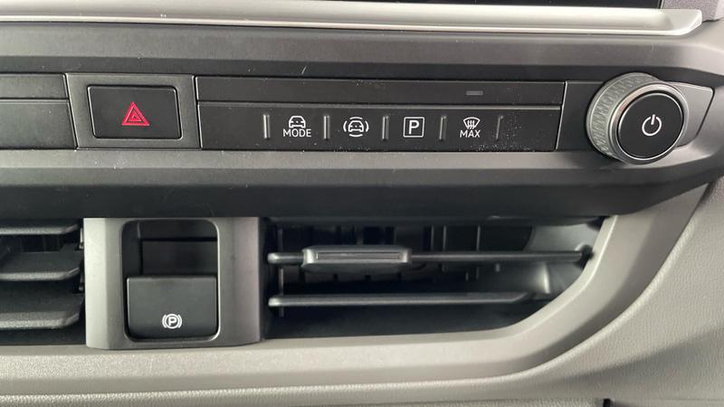 Used Volkswagen Transporter 2025 for sale - 76480334: Photo 13