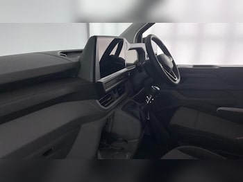 Used Volkswagen Transporter 2025 for sale - 76480334: Photo