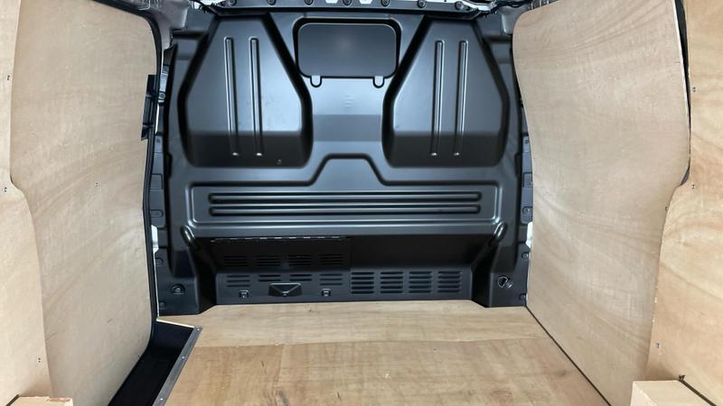 Used Volkswagen Transporter 2025 for sale - 76273873: Photo 28