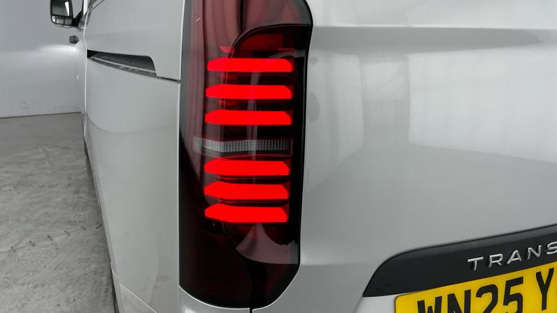 Used Volkswagen Transporter 2025 for sale - 76273873: Photo 29