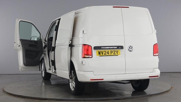 Used Volkswagen Transporter 2024 for sale - 74864849: Photo 11