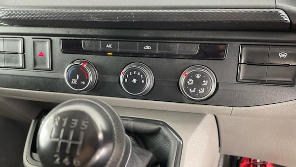 Used Volkswagen Transporter 2024 for sale - 74864849: Photo 25