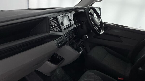Used Volkswagen Transporter 2024 for sale - 74864849: Photo 2