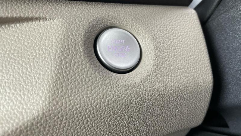 Used Volkswagen Multivan 2025 for sale - 74931702: Photo 13