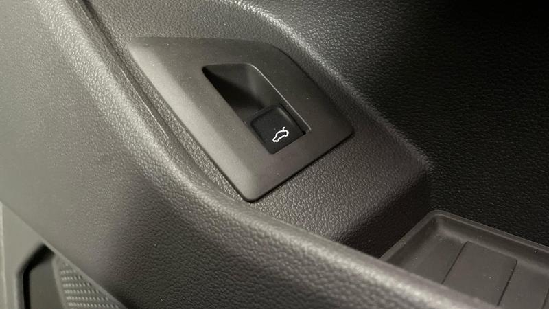 Used Volkswagen Multivan 2025 for sale - 74931702: Photo 25