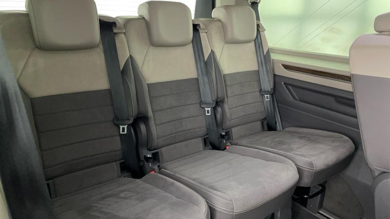 Used Volkswagen Multivan 2025 for sale - 74931702: Photo 37