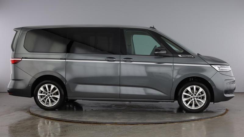 Used Volkswagen Multivan 2025 for sale - 74931702: Photo 4
