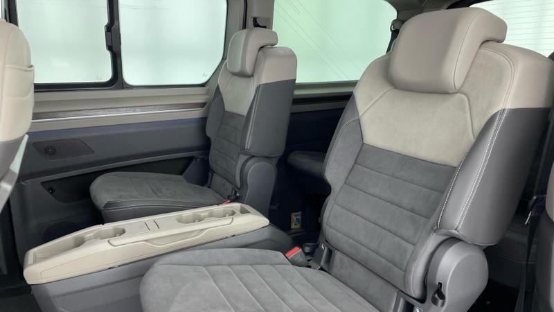 Used Volkswagen Multivan 2025 for sale - 74931702: Photo 45