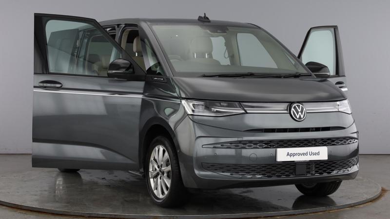 Used Volkswagen Multivan 2025 for sale - 74931702: Photo 9