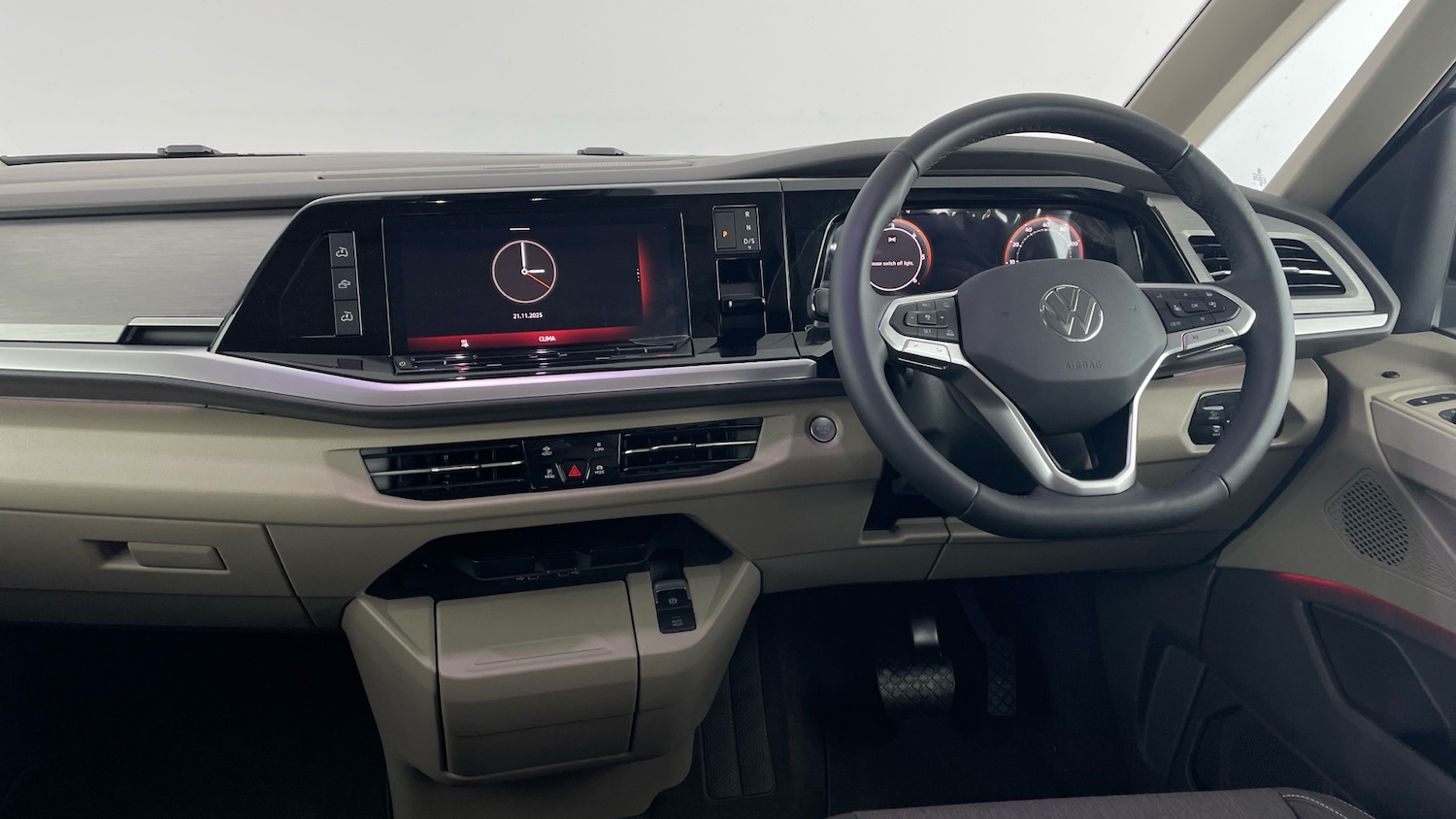 Used Volkswagen California 2025 for sale - 77602639: Photo 8