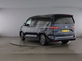 Used Volkswagen Multivan 2024 for sale - 78849417: Photo
