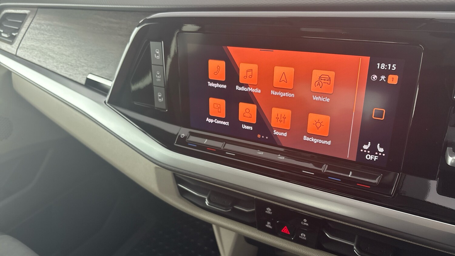 Used Volkswagen Multivan 2024 for sale - 78108844: Photo 19