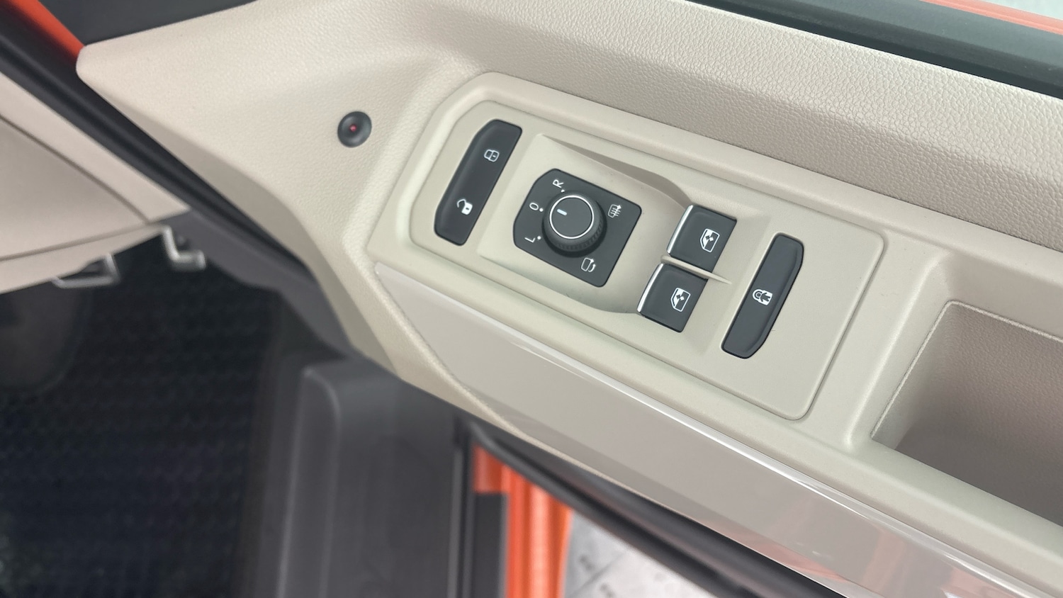 Used Volkswagen Multivan 2024 for sale - 78108844: Photo 20