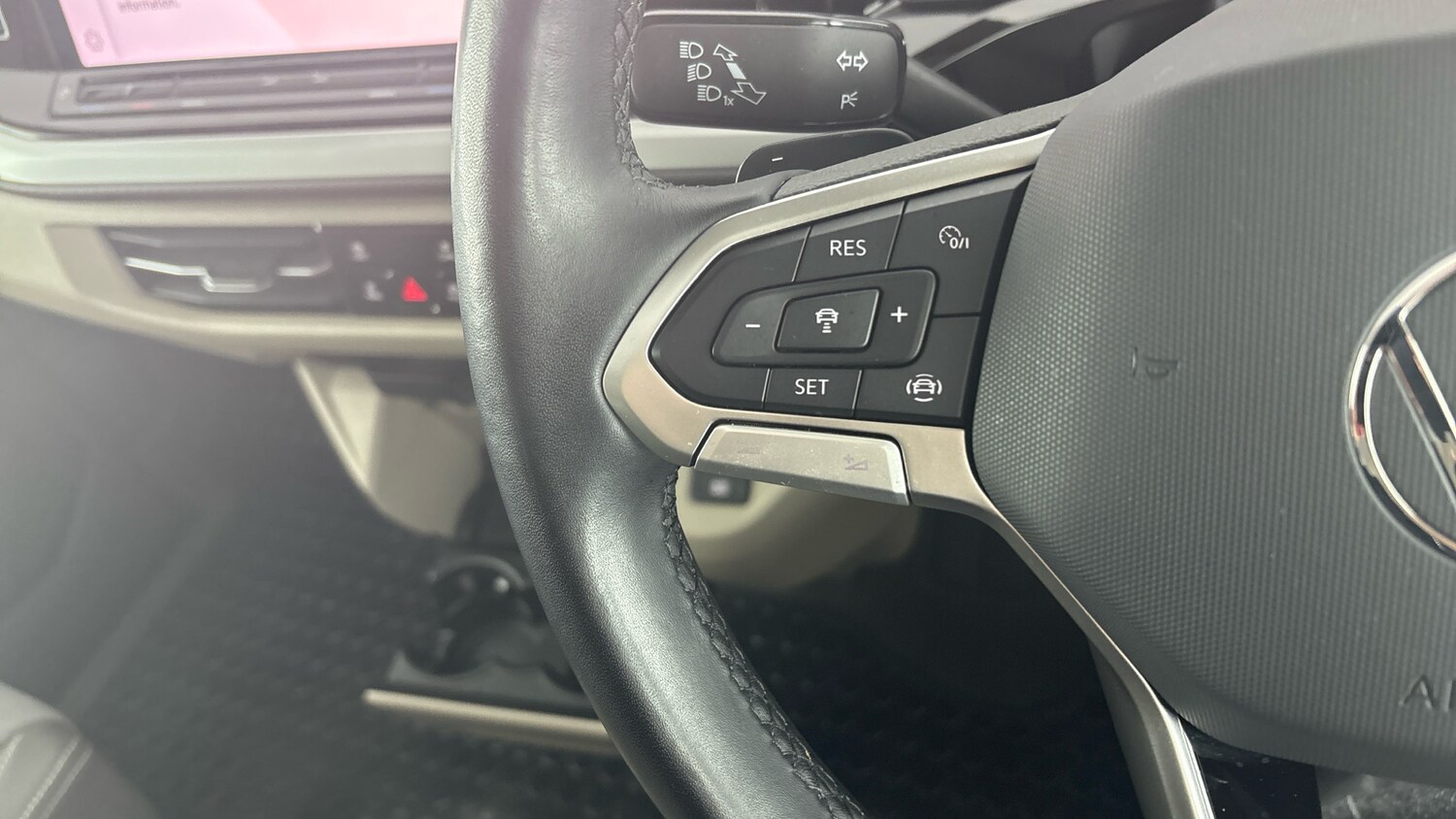 Used Volkswagen Multivan 2024 for sale - 78108844: Photo 23