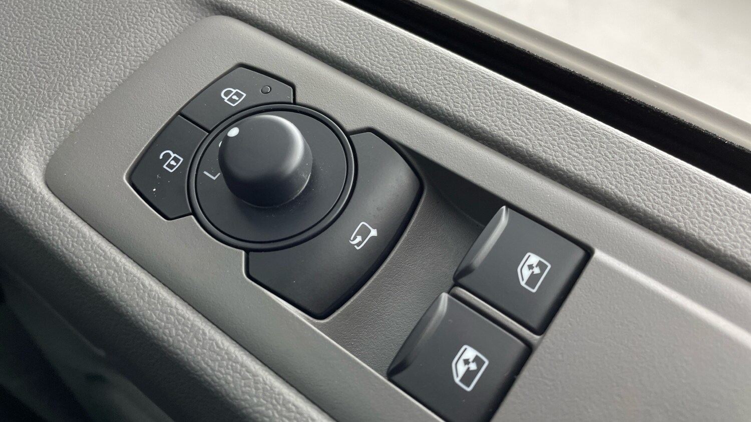 Used Volkswagen Transporter 2025 for sale - 77602865: Photo 19