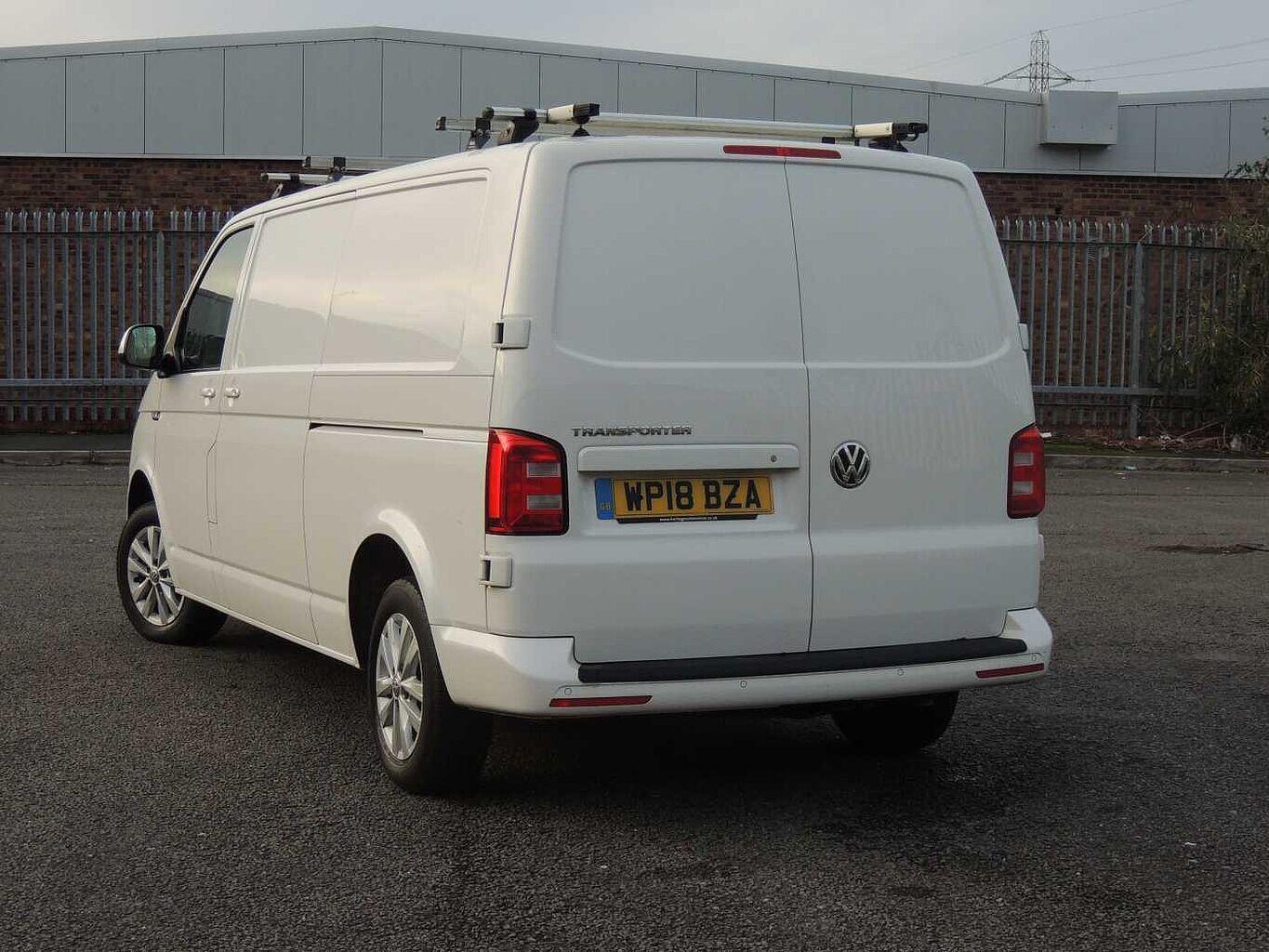 Used Volkswagen Transporter 2018 for sale - 77702842: Photo 3