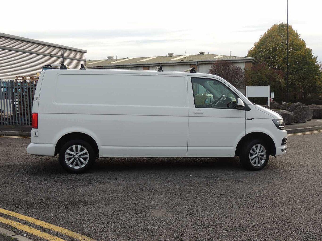 Used Volkswagen Transporter 2018 for sale - 77702842: Photo 4