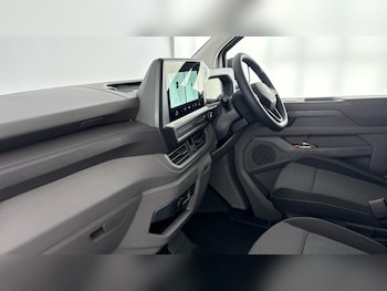 Used Volkswagen Transporter 2025 for sale - 78281620: Photo