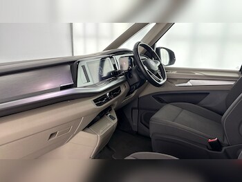 Used Volkswagen Multivan 2024 for sale - 78581558: Photo