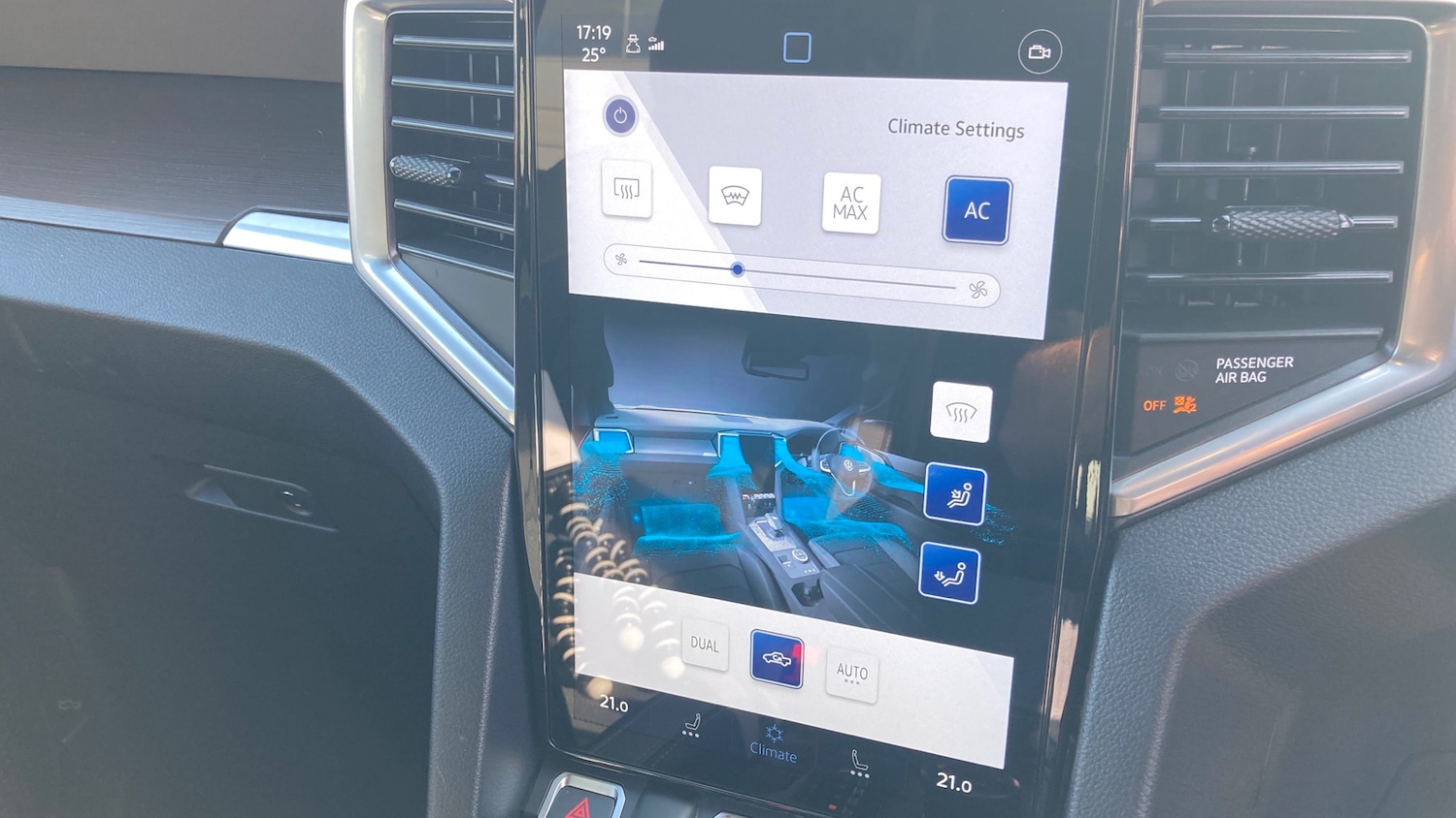 Used Volkswagen Amarok 2025 for sale - 77602572: Photo 36