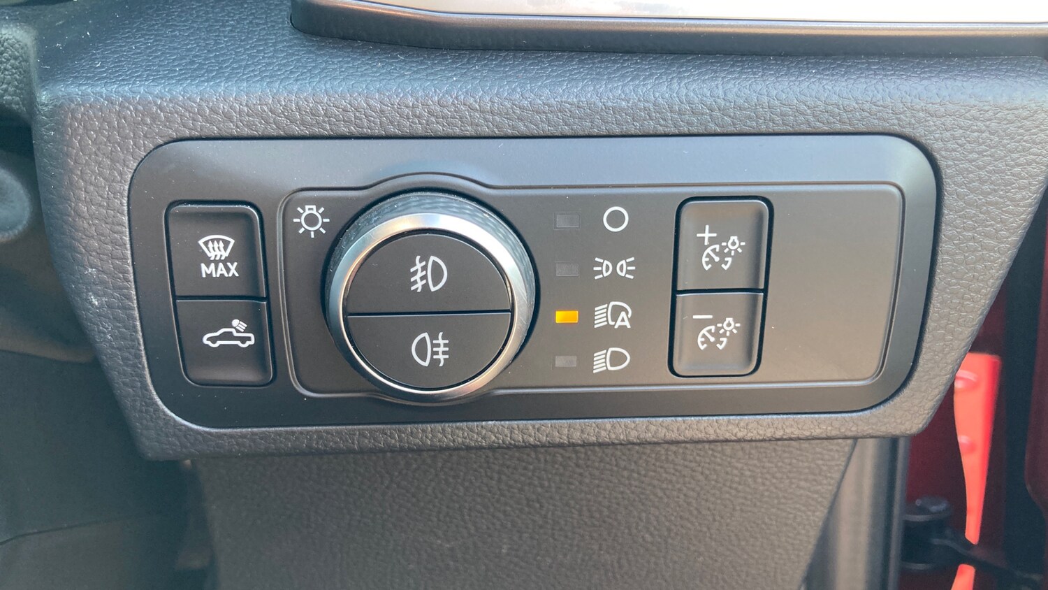 Used Volkswagen Amarok 2025 for sale - 77602572: Photo 41