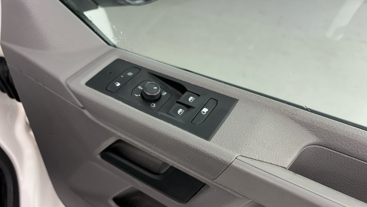 Used Volkswagen Transporter 2022 for sale - 77707995: Photo 20