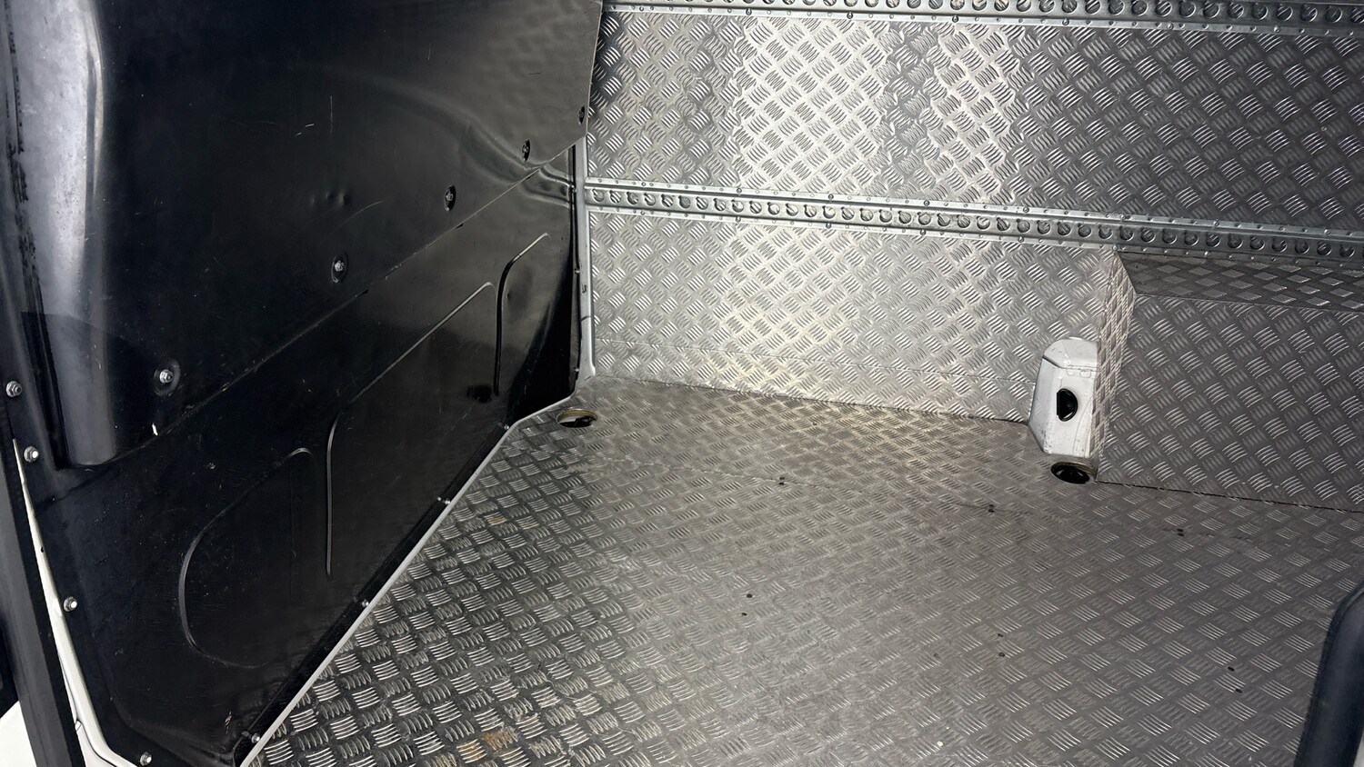 Used Volkswagen Transporter 2022 for sale - 77707995: Photo 31