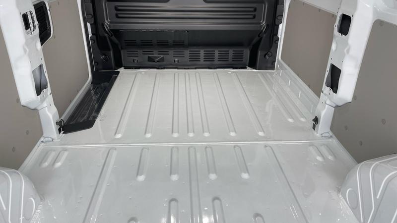 Used Volkswagen Transporter 2025 for sale - 76467814: Photo 27