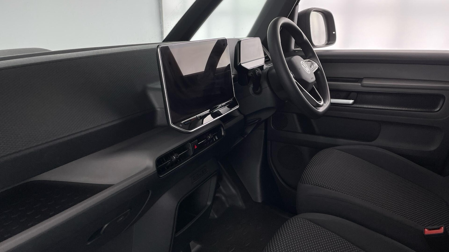 Used Volkswagen ID.Buzz 2024 for sale - 77602627: Photo 2