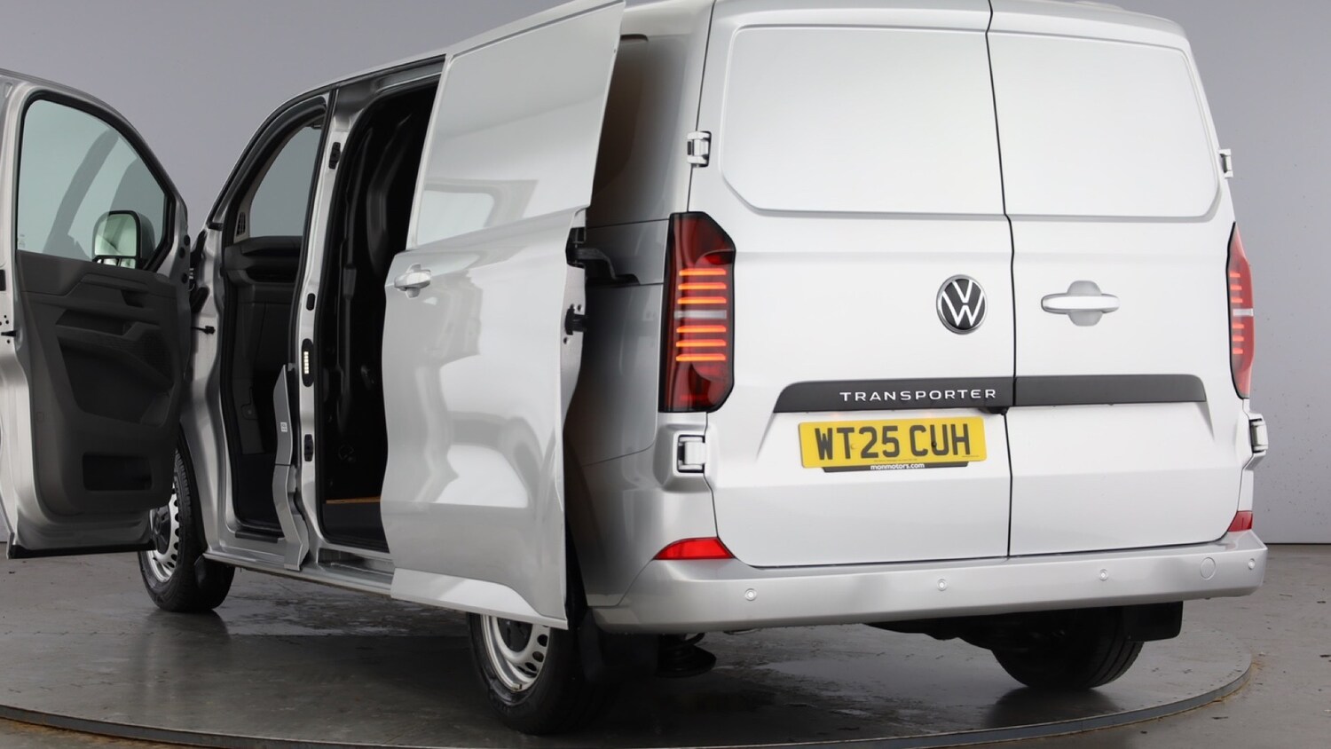 Used Volkswagen Transporter 2025 for sale - 77916336: Photo 11
