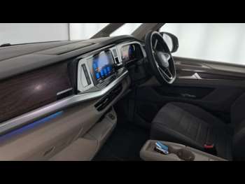 Used Volkswagen Multivan 2024 for sale - 73650679: Photo