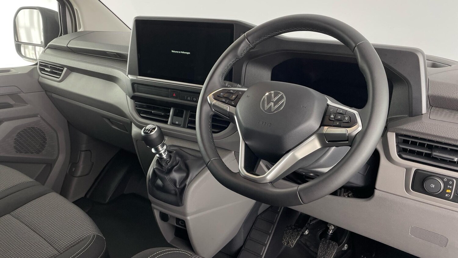 Used Volkswagen Transporter 2025 for sale - 77506250: Photo 6