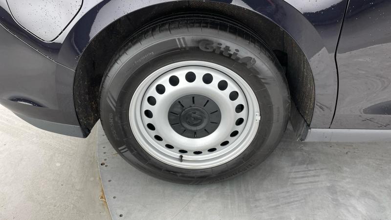 Used Volkswagen ID. Buzz Cargo 2024 for sale - 76384983: Photo 17