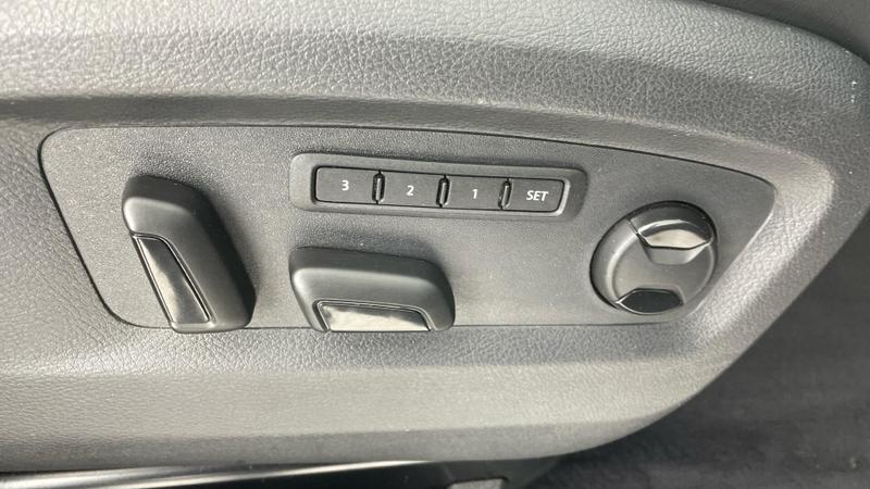 Used Volkswagen Caravelle 2020 for sale - 76433892: Photo 19