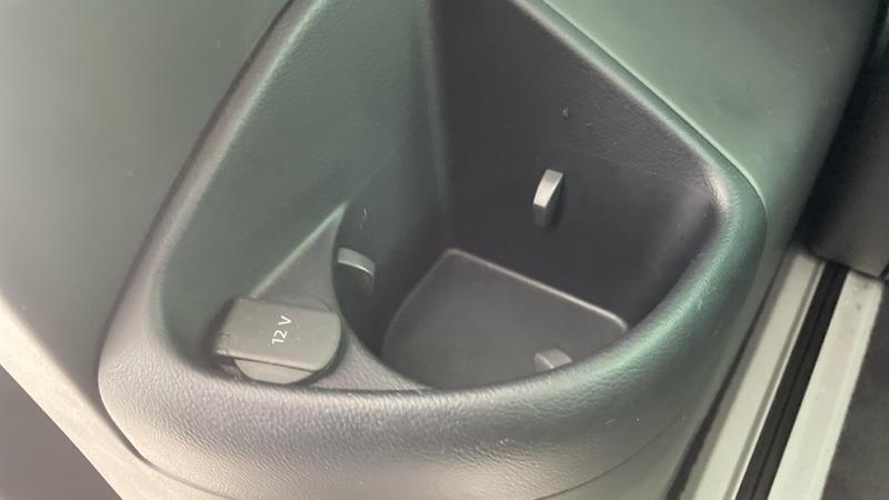 Used Volkswagen Caravelle 2020 for sale - 76433892: Photo 31