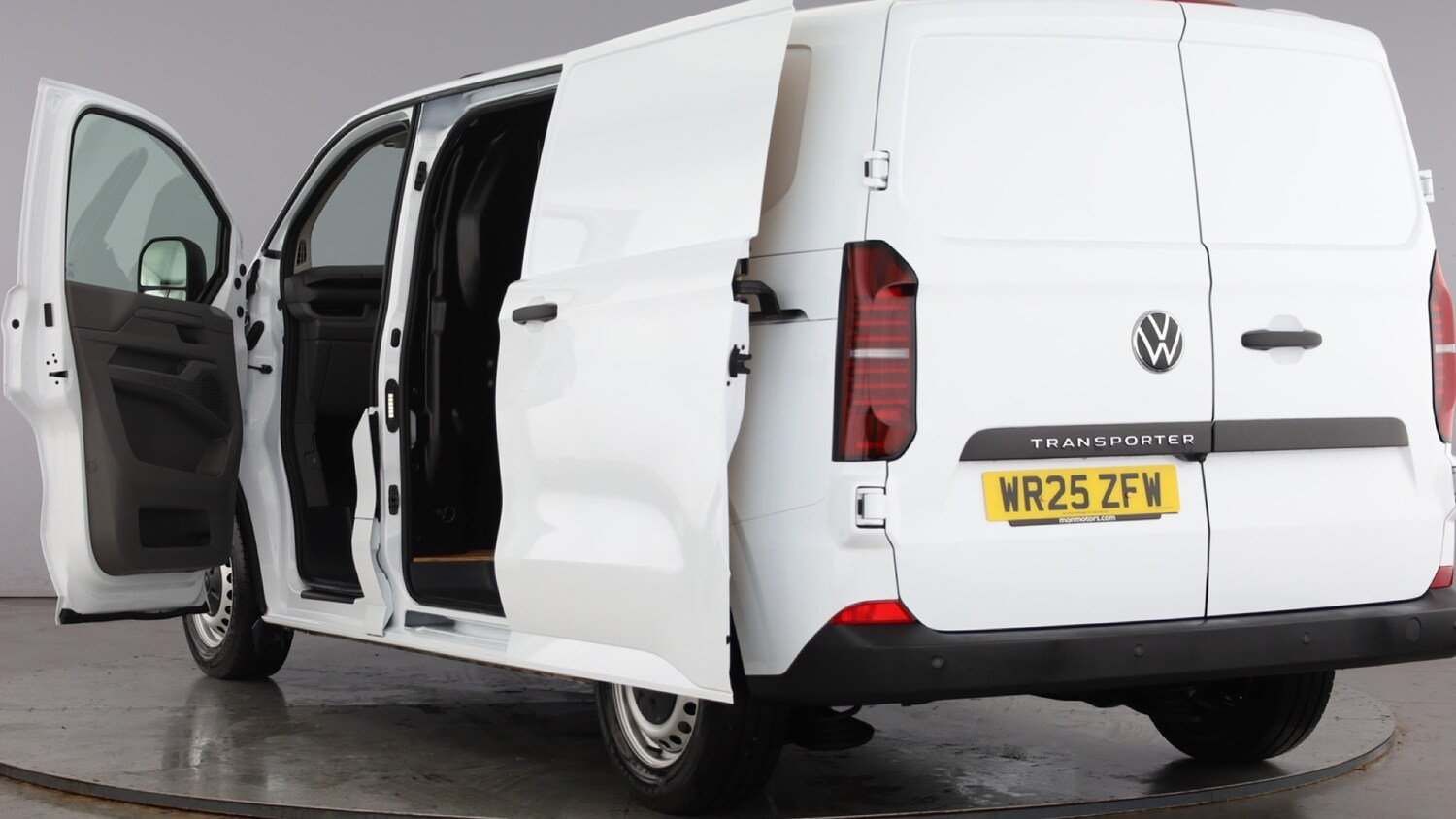 Used Volkswagen Transporter 2025 for sale - 77602586: Photo 12