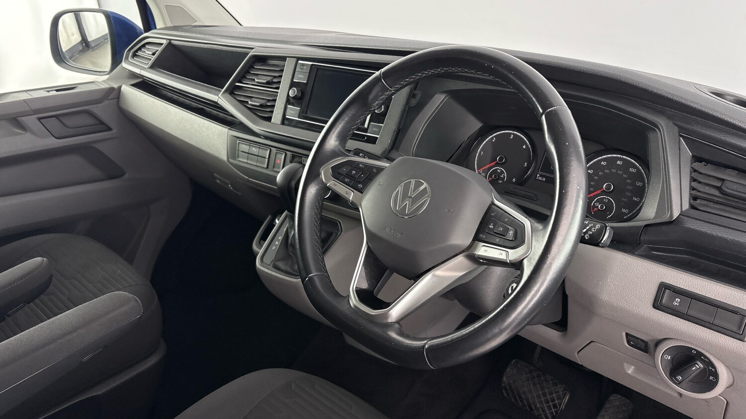 Used Volkswagen Transporter Shuttle 2021 for sale - 77506228: Photo 6