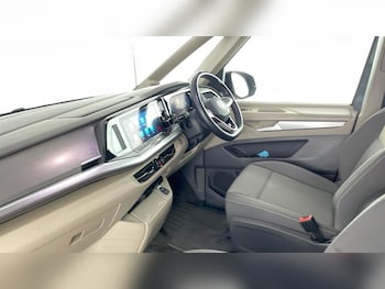 Used Volkswagen Multivan 2023 for sale - 76391368: Photo